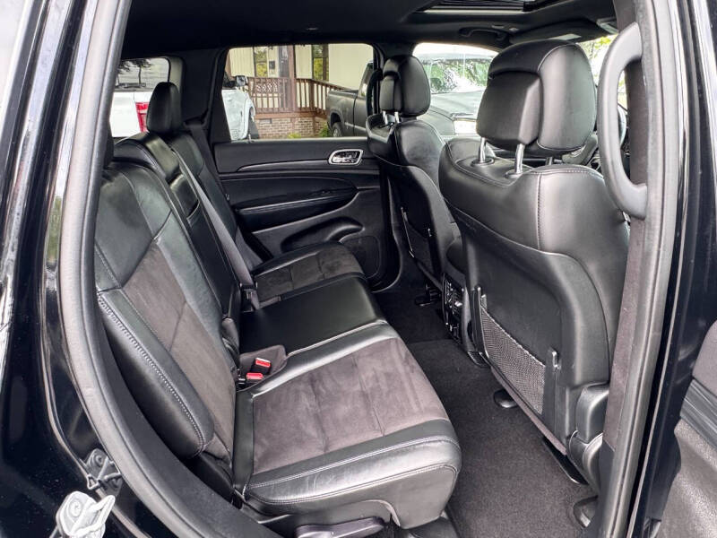 2020 Jeep Grand Cherokee Laredo
