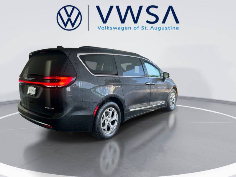 2023 Chrysler Pacifica Limited
