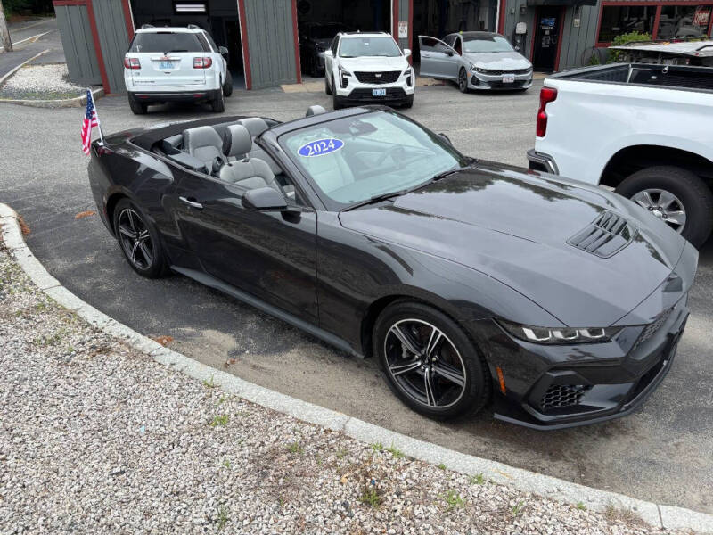 2024 Ford Mustang EcoBoost