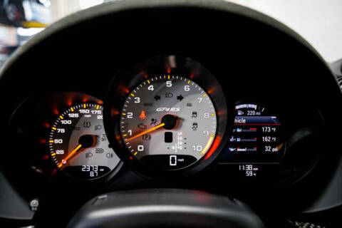 2023 Porsche 718 Cayman GT4 RS