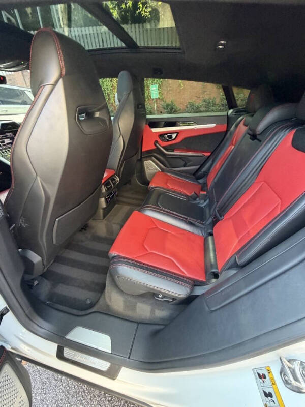 2020 Lamborghini Urus