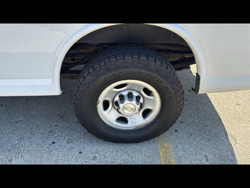 2022 Chevrolet Express 2500