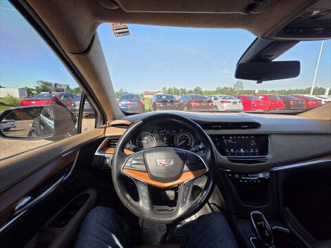 2017 Cadillac XT5 Platinum