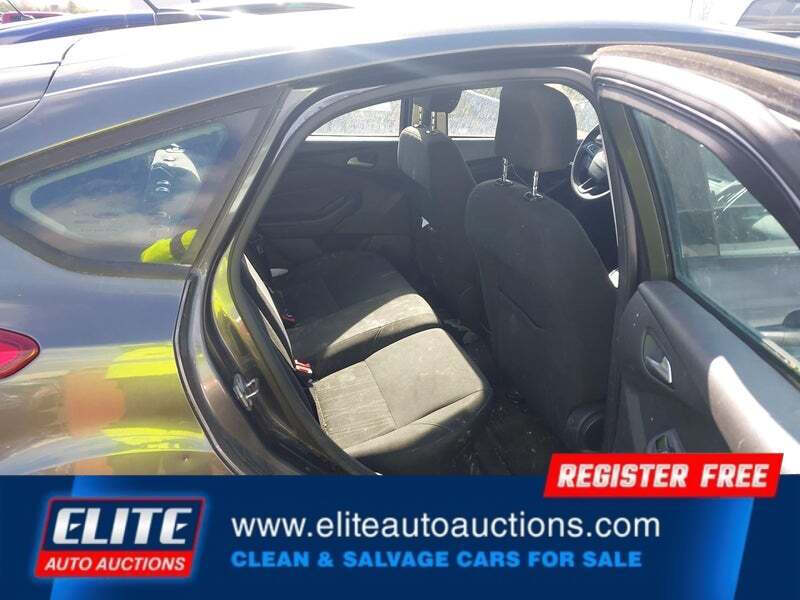 2017 Ford Focus SE