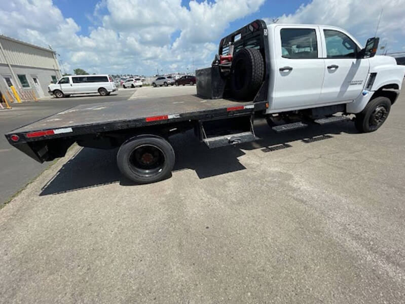 2022 Chevrolet Silverado 5500HD