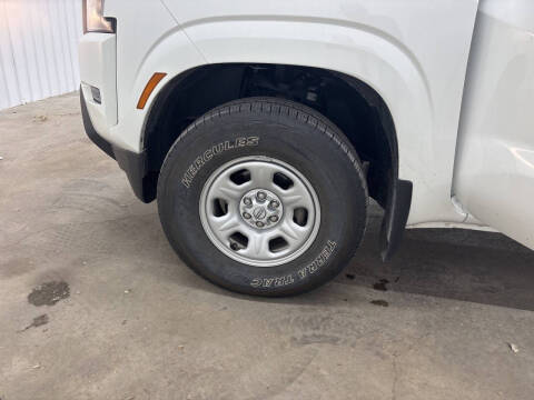 2022 Nissan Frontier S