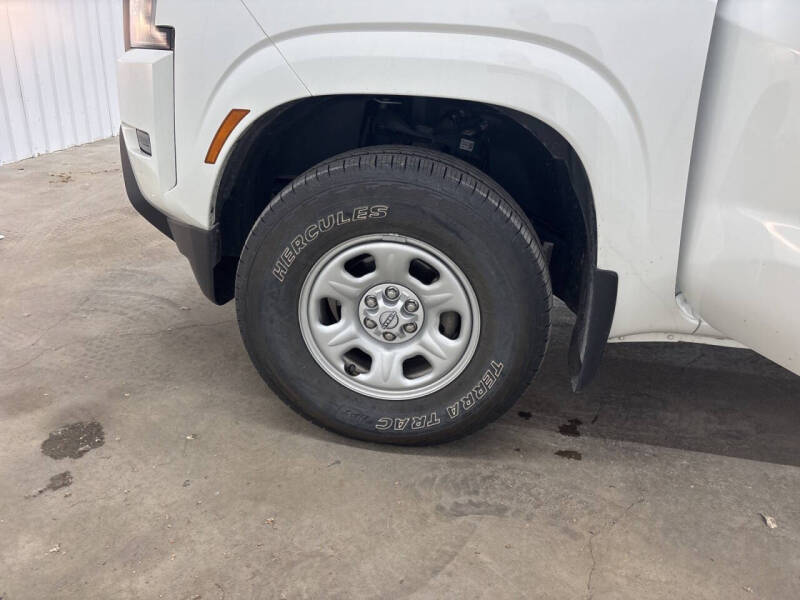 2022 Nissan Frontier S