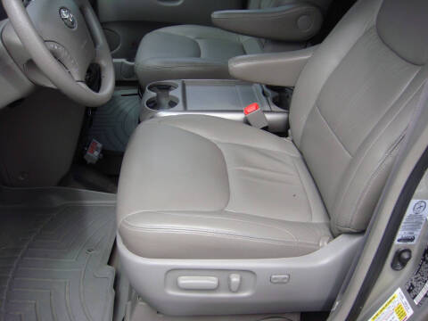 2008 Toyota Sienna LE 7-Passenger