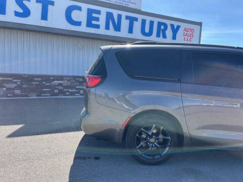 2020 Chrysler Pacifica Touring L