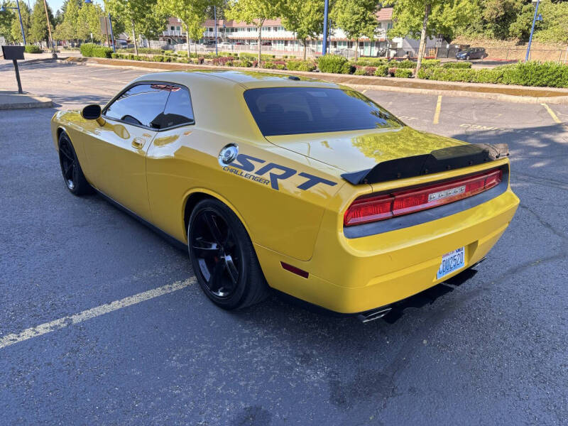 2010 Dodge Challenger SRT8
