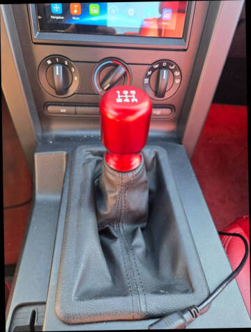 2005 Ford Mustang GT Premium