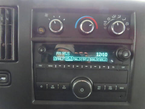 2022 Chevrolet Express 2500