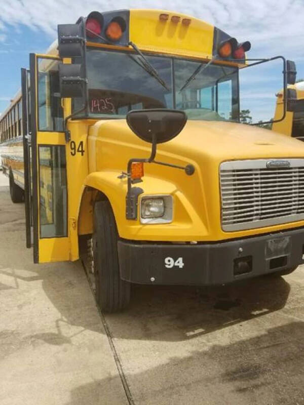 2003 Freightliner THOMAS A/C for sale at Global Bus, Truck, and Van Sales & Rentals in Baytown TX