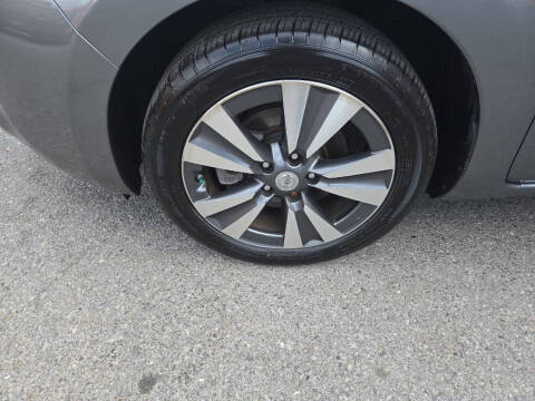 2015 Nissan LEAF SV