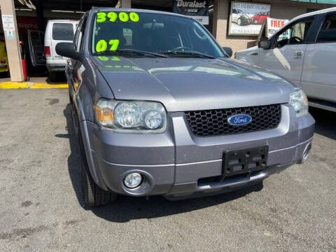 2007 Ford Escape for sale at NATIONAL AUTO GROUP INC in Chicago IL