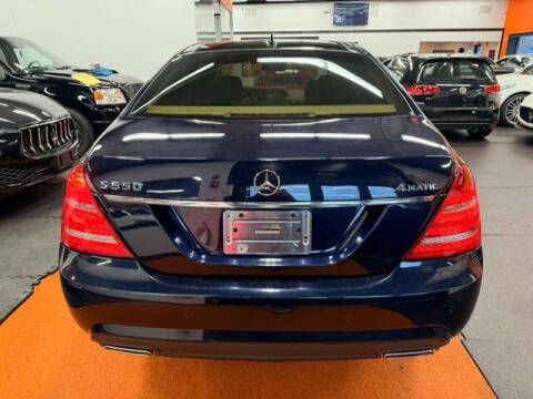 2010 Mercedes-Benz S-Class S 550 4MATIC