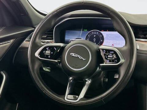 2024 Jaguar F-PACE P250 R-Dynamic S
