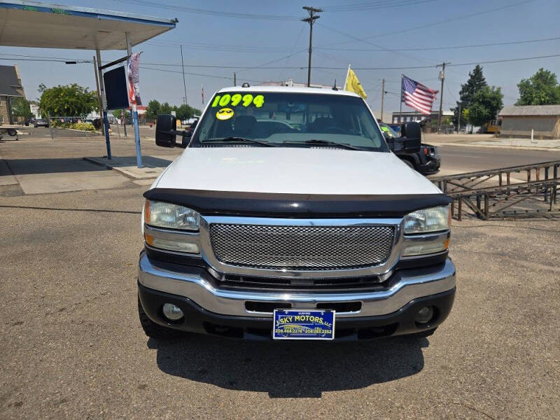 2004 GMC Sierra 2500HD SLT
