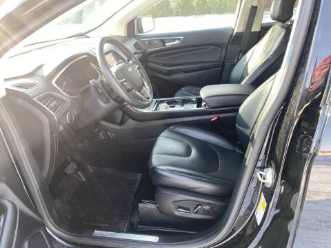 2019 Ford Edge Titanium