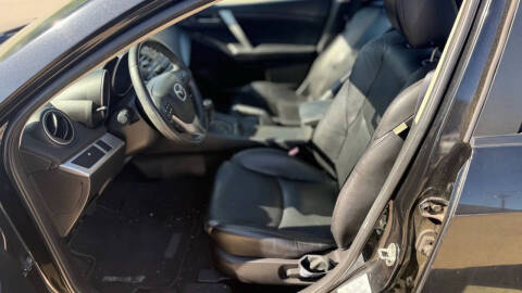 2012 Mazda MAZDA3 i Grand Touring