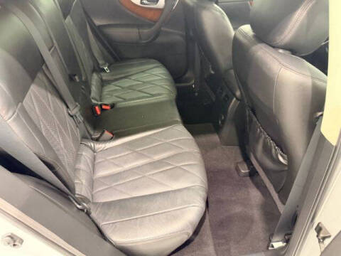 2011 Infiniti FX35