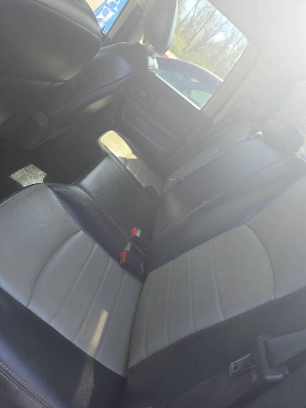 2012 RAM 1500 ST