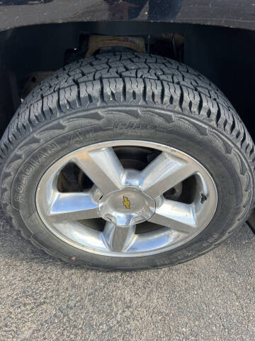 2013 Chevrolet Avalanche LT Black Diamond
