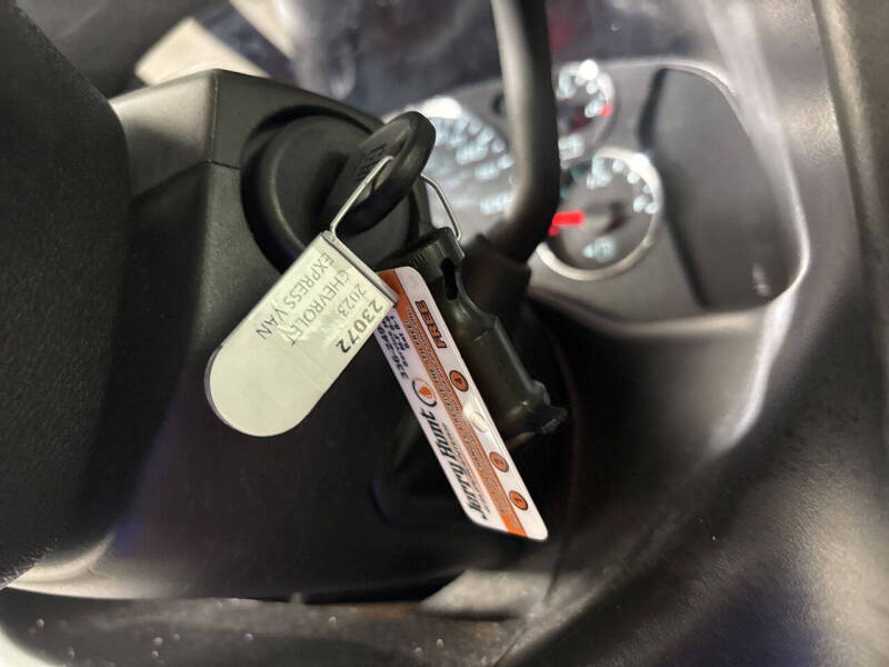 2023 Chevrolet Express LS 3500