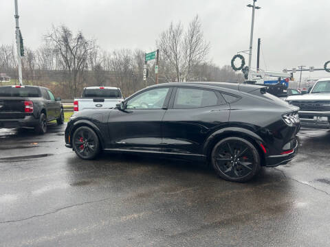 2025 Ford Mustang Mach-E GT