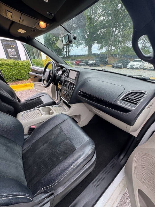 2017 Dodge Grand Caravan SXT