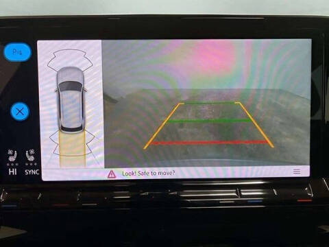 2025 Volkswagen Atlas Cross Sport SE 4Motion