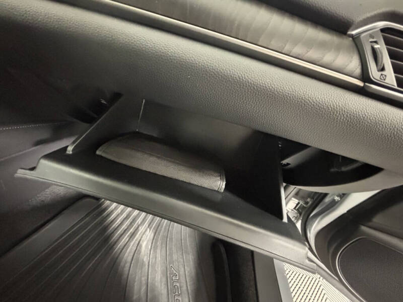 2020 Honda Accord Hybrid Touring