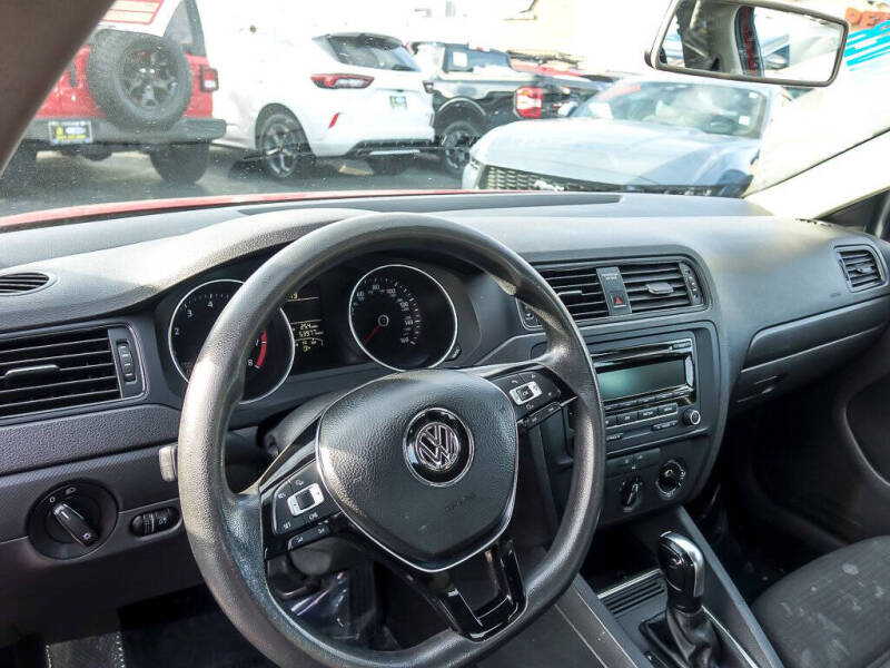 2015 Volkswagen Jetta