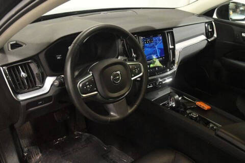 2024 Volvo S60 B5 Core Dark Theme