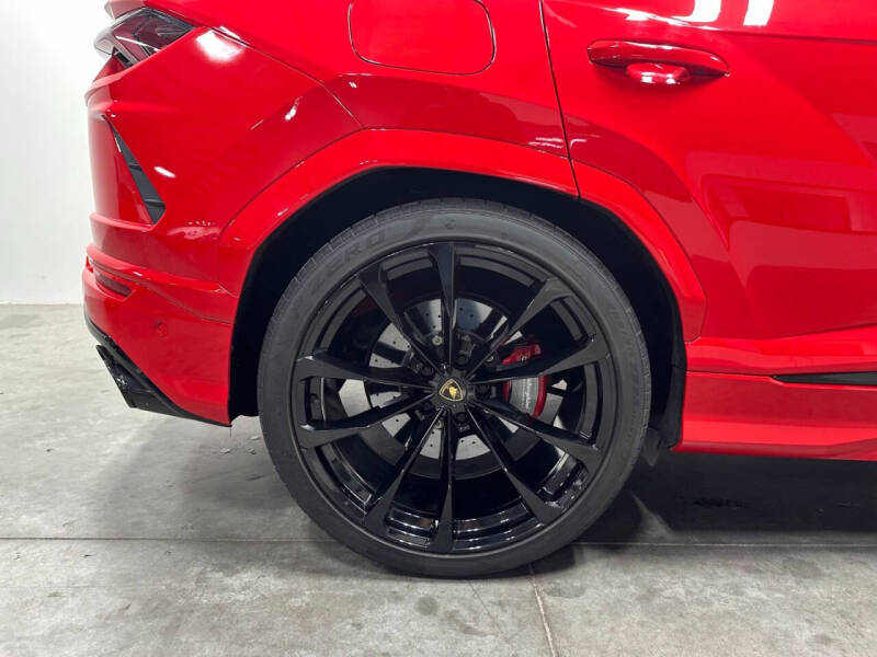 2022 Lamborghini Urus