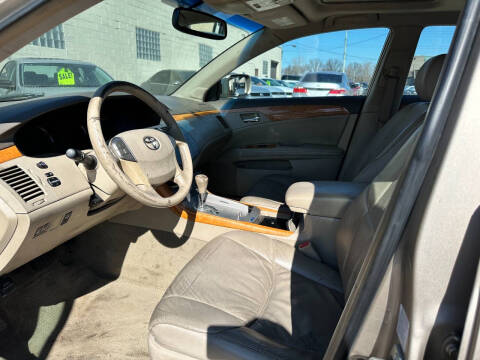 2005 Toyota Avalon XLS