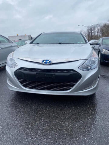 2015 Hyundai Sonata Hybrid for sale at Mecca Auto Sales in Harrisburg PA