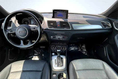 2017 Audi Q3 2.0T quattro Prestige