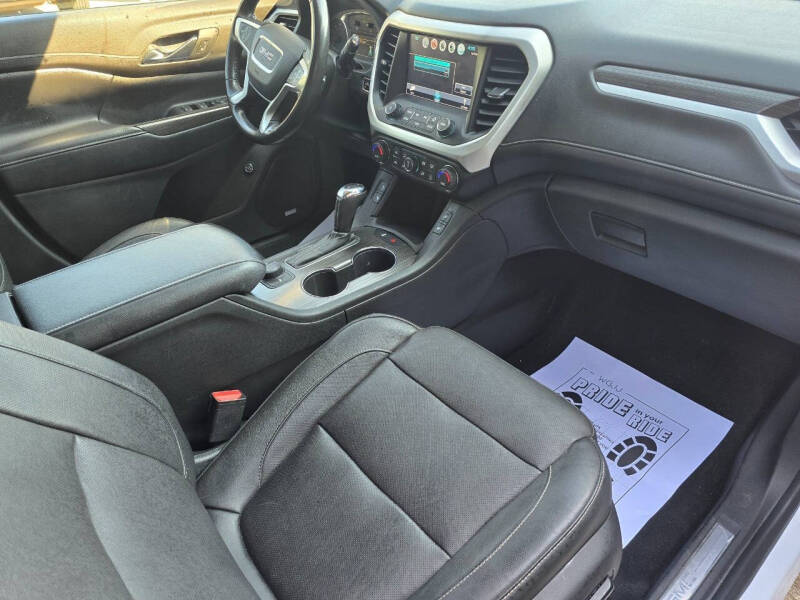 2019 GMC Acadia SLT-1