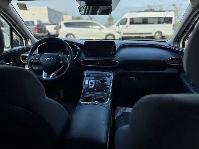 2023 Hyundai Santa Fe SE