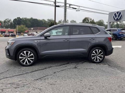 2023 Volkswagen Taos SE 4Motion
