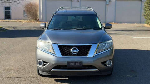 2015 Nissan Pathfinder SV