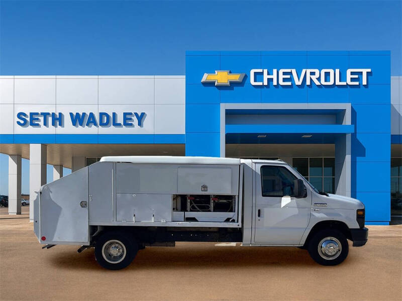 2011 Ford E-Series E-450 SD