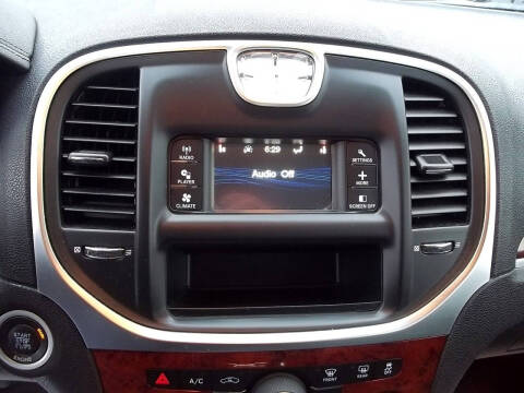 2012 Chrysler 300 Limited