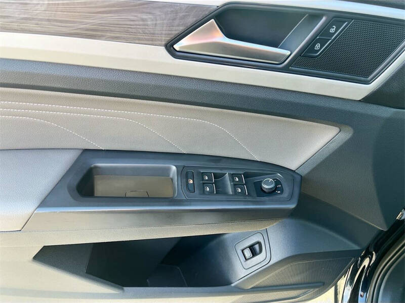 2022 Volkswagen Atlas Cross Sport V6 SE 4Motion