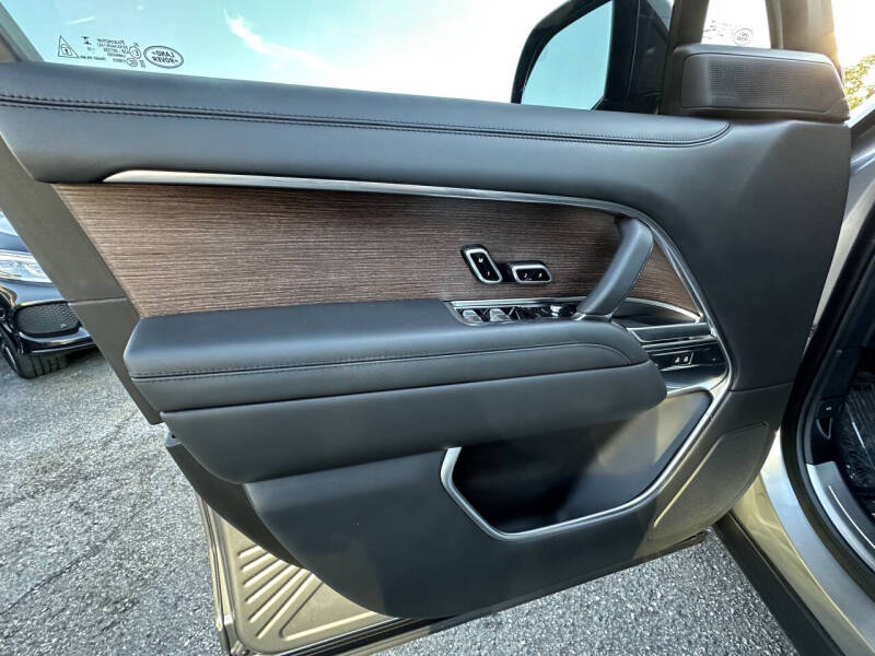 2023 Land Rover Range Rover P530 Autobiography