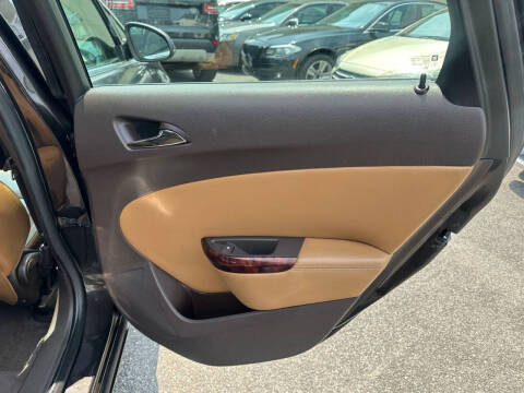 2012 Buick Verano Leather Group