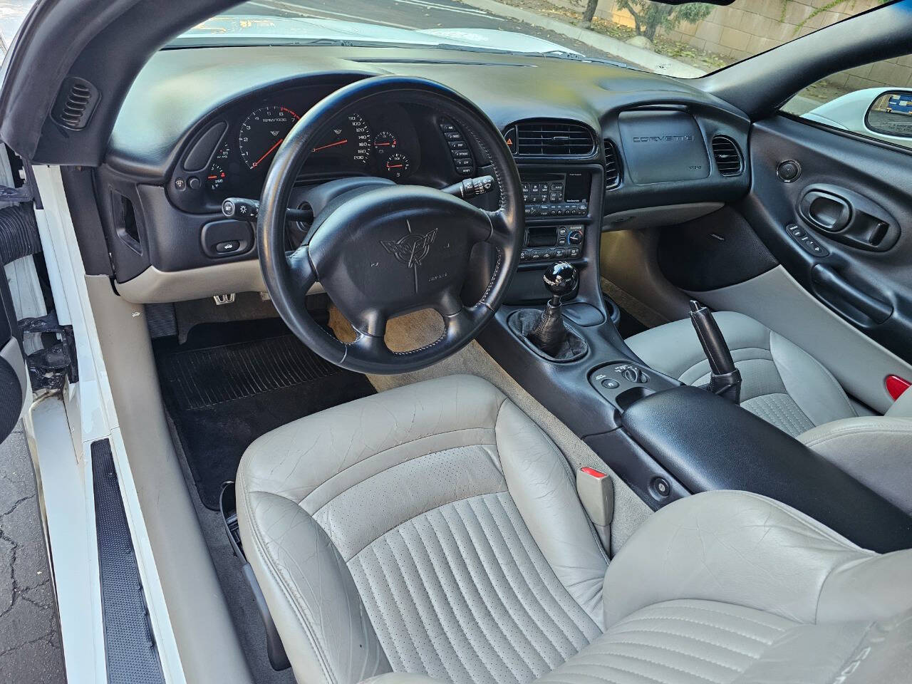 1999 Chevrolet Corvette 27