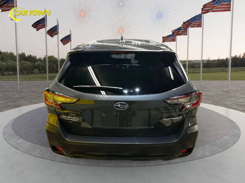 2024 Subaru Outback Premium