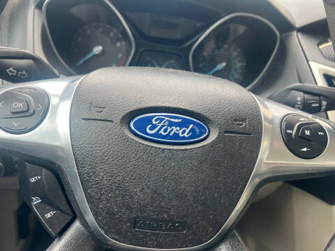 2012 Ford Focus SE